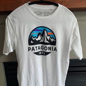 Patagonia Logo T-Shirt Men's XS